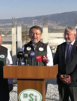 Bakan Yumaklı’dan Belediyelere Su Uyarısı: Algıyı Yönetmeyin, Suyunuzu Yönetin