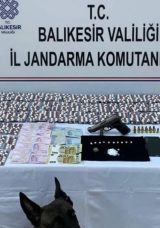 Balıkesir'de Uyuşturucu &Ccedil;etesine Şafak Operasyonu