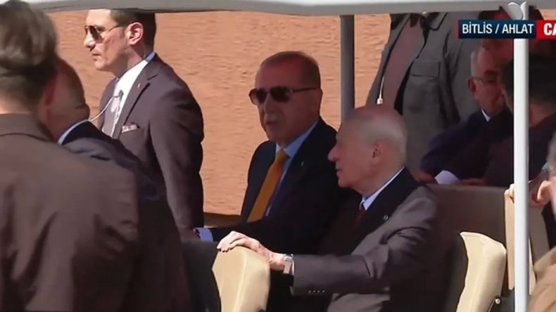 Başkan Erdoğan ve Bahçeli Selçuklu Mezarlığı'ndalar