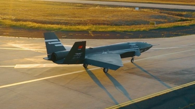 Bayraktar KIZILELMA PT-3 Uçuş Testini Başarıyla Gerçekleştirdi
