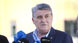 Beşiktaş Başkanı Adalı'dan Transfer Açıklaması: "Aceleye Getirmeyeceğim"