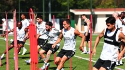 Beşiktaş, St. Patrick&apos;s Maçı Öncesi Kondisyon ve Taktik Çalıştı!