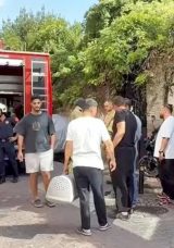 Beşiktaş'ta 5 Katlı Binada Şiddetli Yangın! Karı Koca Dumandan Etkilendi