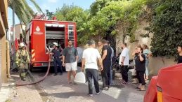 Beşiktaş'ta 5 Katlı Binada Şiddetli Yangın! Karı Koca Dumandan Etkilendi