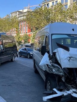 Beyoğlu’nda Zincirleme Kaza: 8 Kişi Yaralandı!