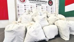 Boya Kutularında 692 Kilogram Uyuşturucu Ele Geçirildi