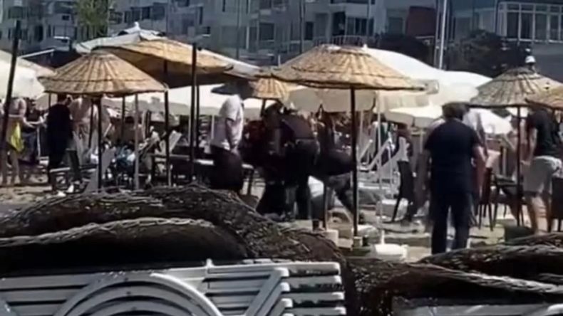 Bursa'daki Halk Plajında Şezlong Tartışması! Tekmeler ve Yumruklarla Arbede Yaşandı