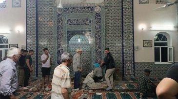 Camide Duvar Par&ccedil;aları D&uuml;şt&uuml;: 1 &Ouml;l&uuml;, 1 Yaralı