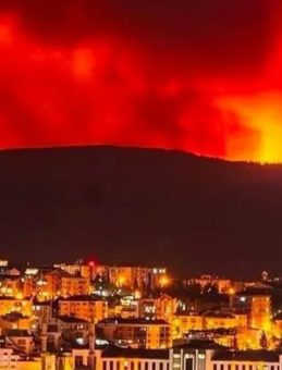 Çanakkale’de Orman Yangını: Beş Köy Tahliye Edildi, Tarihi Alan Kapatıldı