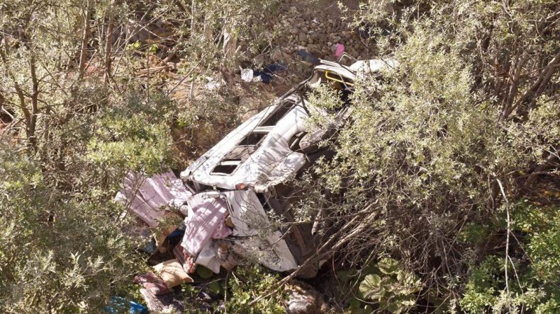 İşçi Minibüsü Uçuruma Düştü: 4 Ölü, 17 Yaralı