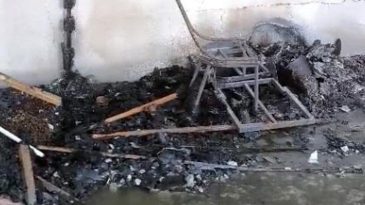 &Ccedil;iftlik Evindeki Yangında Bir Kişi Hayatını Kaybetti, D&ouml;rt G&ouml;zaltı