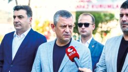 Cezaevi Önünden 5 Tahliye Talebi