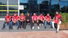 CHP'li Karabağlar Belediyesi &Ccedil;alışanları Eylem D&uuml;zenledi!