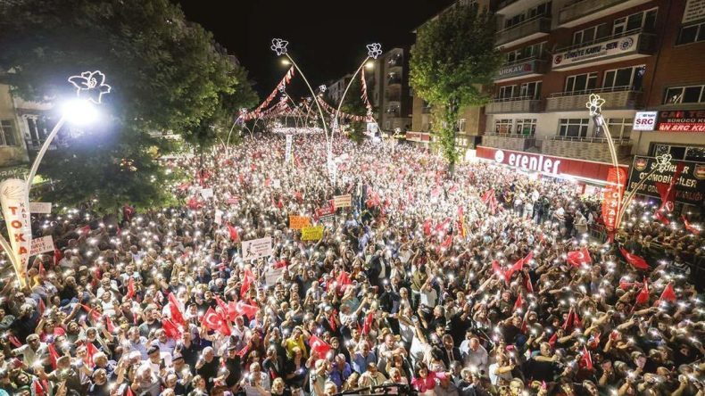 CHP’nin Olmadığı Yerlerden Korkun