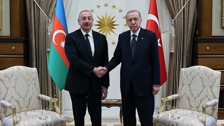 Cumhurbaşkanı Erdoğan, Aliyev ile Telefonda Görüştü