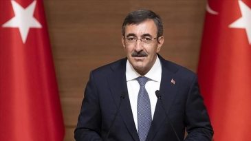 Cumhurbaşkanı Yardımcısı Yılmaz KKTC'de: Dijital &Ccedil;ağ İmkanlarıyla Ufkumuzu Genişletmeye Devam Edeceğiz