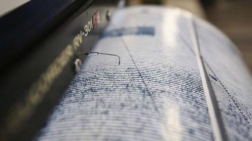 Deprem Bilimci Prof. Dr. Şener &Uuml;ş&uuml;mezsoy'dan &ccedil;arpıcı deprem analizi