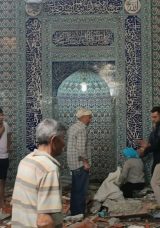 Depremde Hasar G&ouml;ren Camiyi İnceleyen Kişi Hayatını Kaybetti!