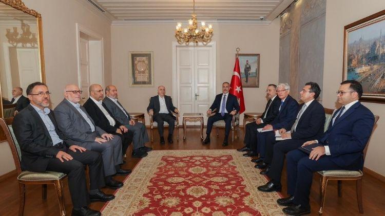 Dışişleri Bakanı Fidan, Hamas Şura Meclisi Başkanı ile bir araya geldi