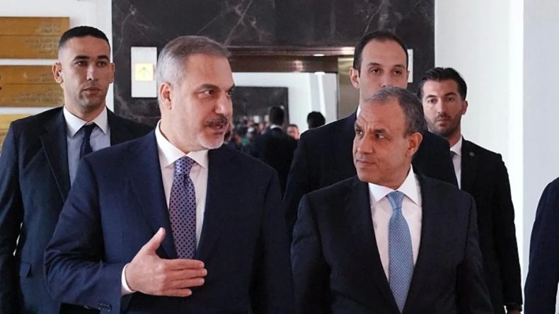 Dışişleri Bakanı Hakan Fidan Mısırlı Meslektaşı Abdulati ile Bir Araya Geldi
