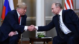Dünya bu görüşmeye kilitlendi: Rus heyeti Alaska’ya ulaştı!