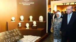 Emine Erdoğan'dan “Arkeolojinin Altın Çağı” sergisi paylaşımı