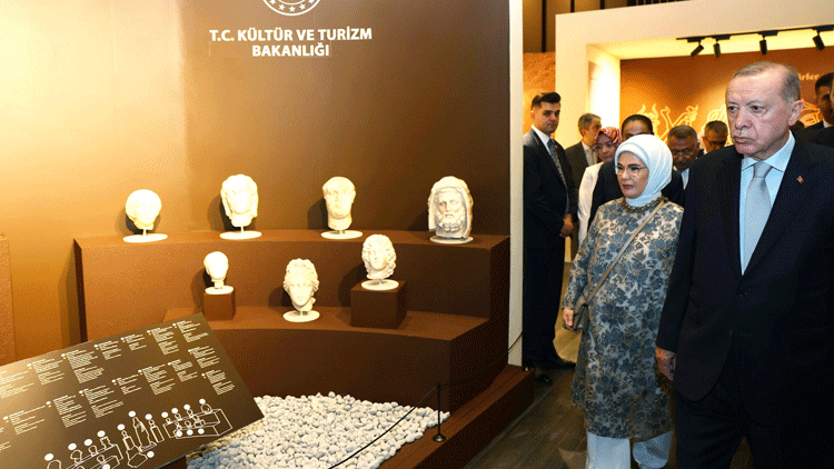 Emine Erdoğan'dan “Arkeolojinin Altın Çağı” sergisi paylaşımı