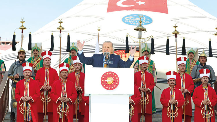Erdoğan’dan Ahlat Mesajları: Terörsüz Türkiye’de Son Düzlüğe Vardık