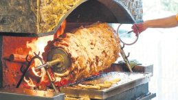 Erzurum’daki Festivalin Gözdesi Cağ Kebabı Oldu