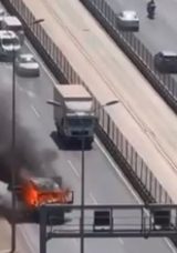 Esenyurt E5'te Dehşet Anları! Trafikte Yangın Paniği