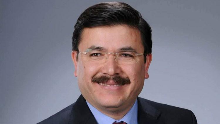 Eski AK Parti İlçe Başkanı Trafik Kazasında Hayatını Kaybetti