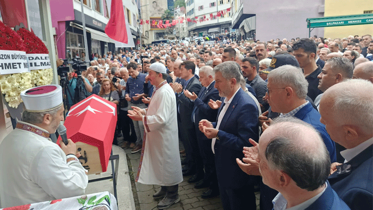Eski Bakan Mustafa Demir, Toprağa Verildi