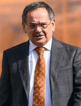Eski Bakan ve Samsun'un Önceki Belediye Başkanı Mustafa Demir Hayatını Kaybetti