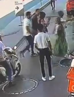 Evi Soyup Soğana Çevirdiler