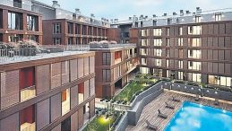 Evrakta kayınvalidenin gerçekte Rezan’ın