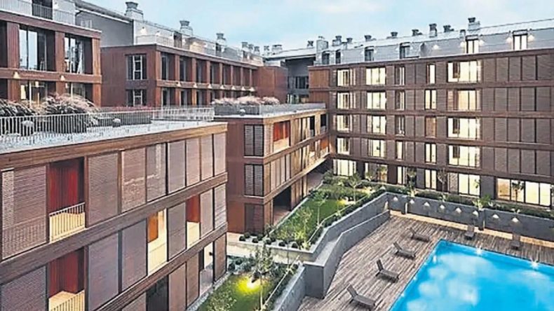 Evrakta kayınvalidenin gerçekte Rezan’ın