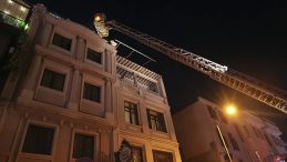 Fatih'te Korku Dolu Yangın Olayı