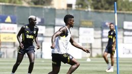 Fenerbahçe, Feyenoord Maçı Hazırlıklarına Devam Ediyor!