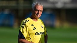 Fenerbahçe, Yıldız Futbolcuyu Satış Listesine Ekledi!