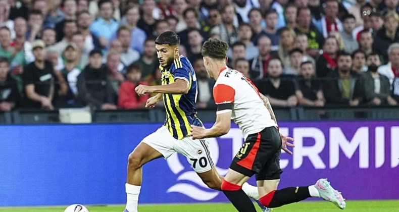 Fenerbahçeli Futbolcudan Feyenoord Maçı Sonrası Şaşırtan Hareket!