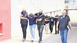 FETÖ Üyesi Eski Erbaşlar Yakalandı