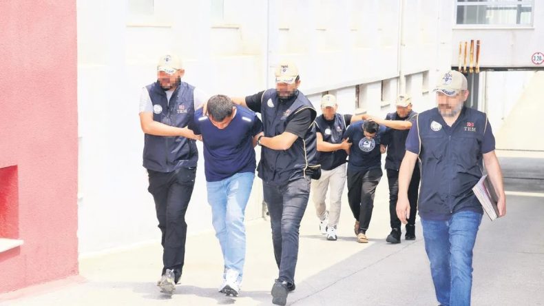FETÖ Üyesi Eski Erbaşlar Yakalandı
