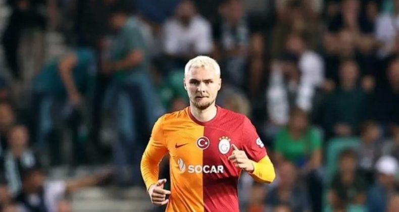 Galatasaray'da Üç Futbolcu ile Yollar Ayrılıyor