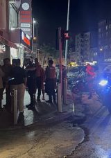 Gebze'de Bı&ccedil;aklı Kavga: Yaralı ve Saldırgan Ka&ccedil;tı!