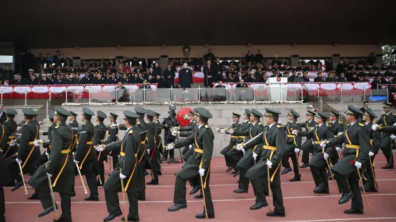 Geçtiğimiz yıl yemin krizi yaşanmıştı: Kara, Deniz ve Hava Harp Okulu mezuniyeti Ankara'da tek törende buluşuyor
