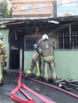 Gecekondu Yangınında 2 Kardeş Ağır Yaralandı