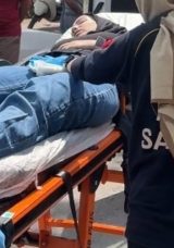Gen&ccedil; Kadın Sokak Ortasında Dehşeti Yaşadı! Kurşunların Hedefi Oldu