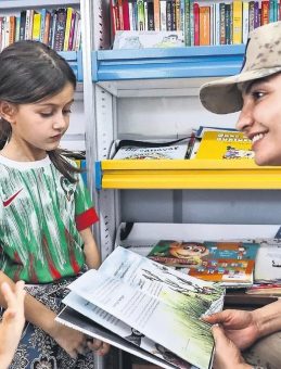 Gezici Kütüphane Çocuklarla Buluştu