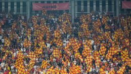 Göztepe'de Gürsel Aksel Stadı Genişliyor!