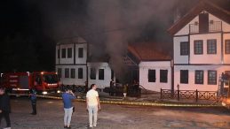 Gümüşhane’de 3 Katlı Otelde Korkutan Yangın